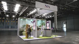 20x20 Isla booth design by Reaction Space